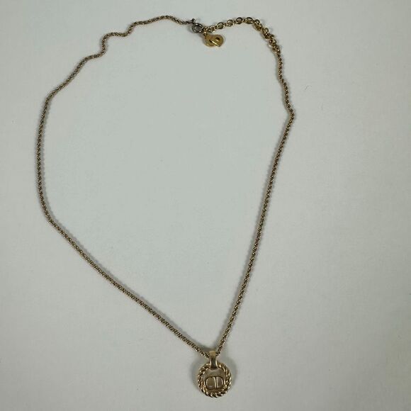 Christian Dior CD Logo Gold Tone Pendant Necklace - Picture 1 of 8